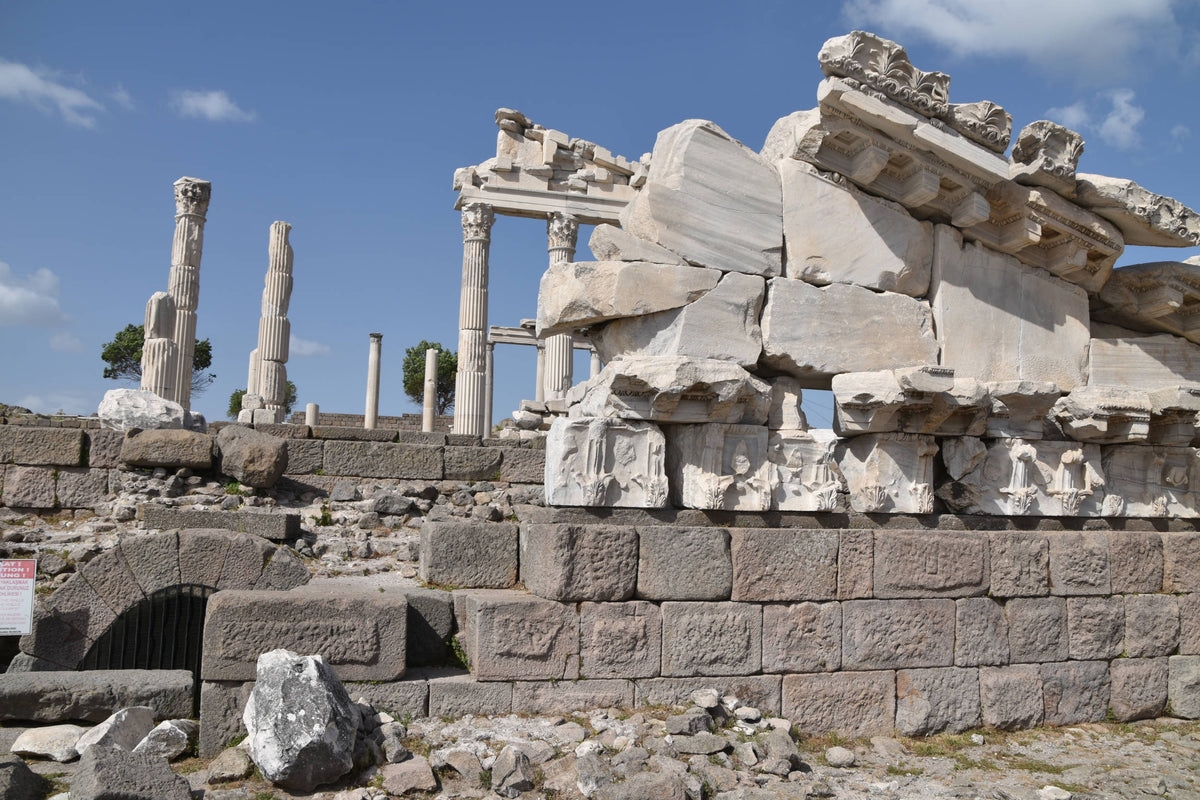Temple of Trajan, Pergamon