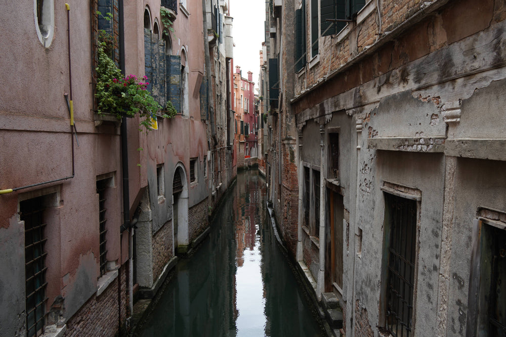 Venice Waterway, Tight Version