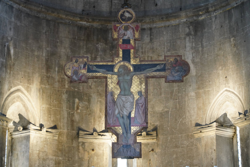 Crucifix, Duomo di Sant'Andrea, Carrara