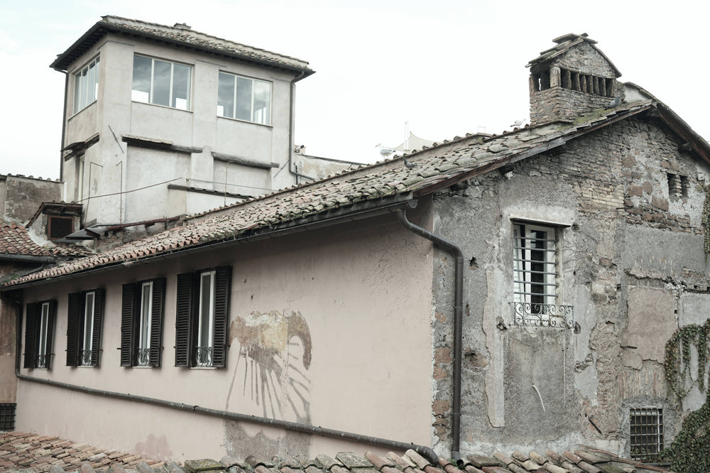 Unknown Design on Concrete House in Parma, Italy
