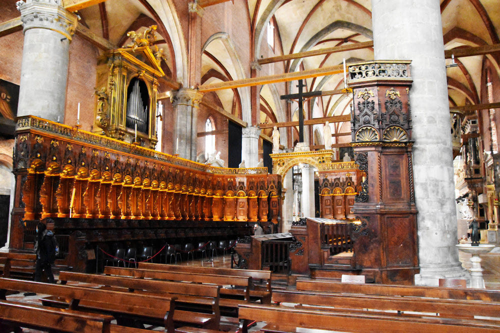 Altar, Basilica di Santa Maria Gloriosa dei Frari, Venice