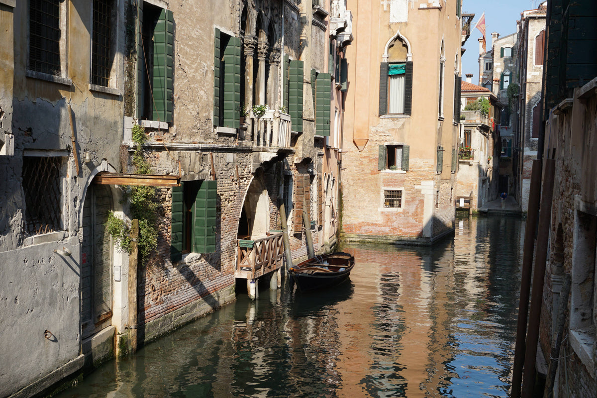 Rowboat, Venice